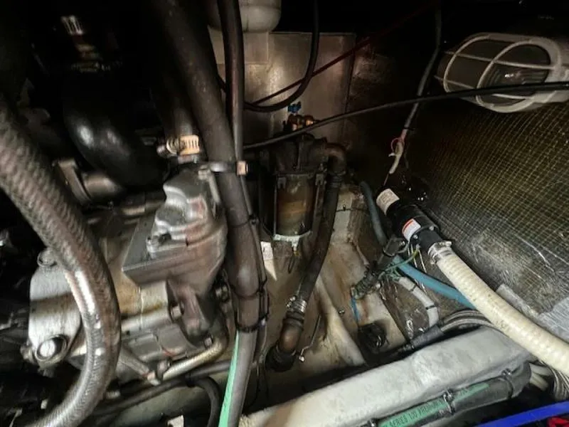 Slide: The Image of Mainship 390 engine room port fwd - 5530523