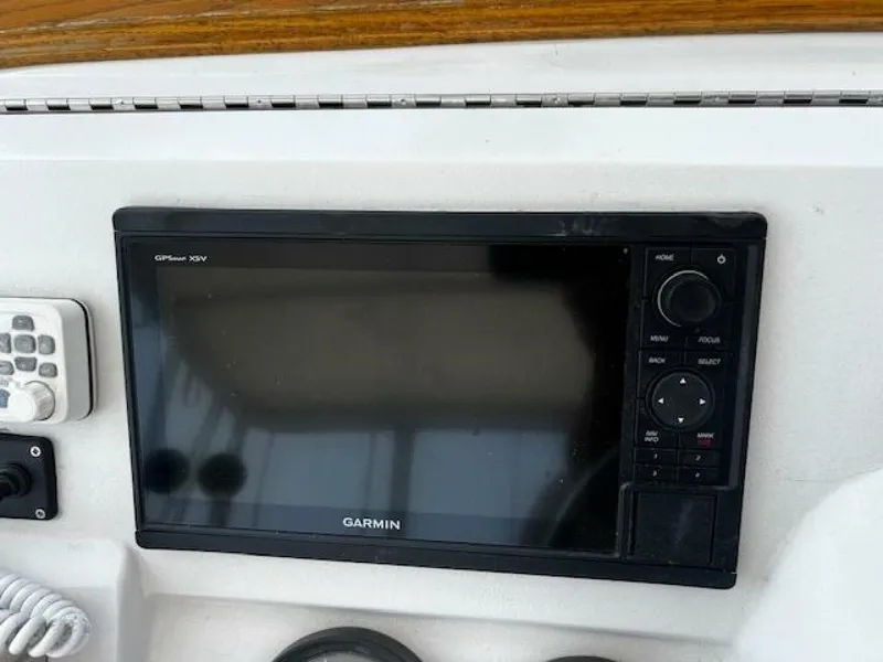 Slide: The Image of Mainship 390 Garmin - 5530533