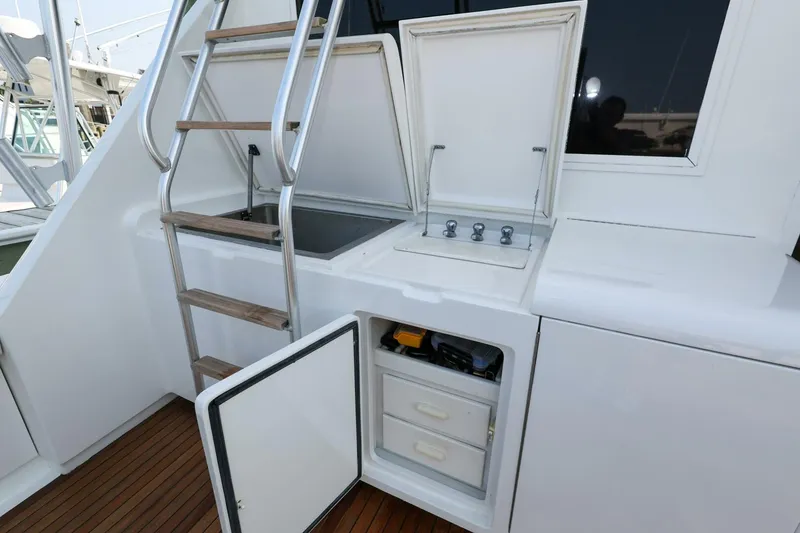 Slide: The Image of Bertram 54 Convertible 1997 - 5530646