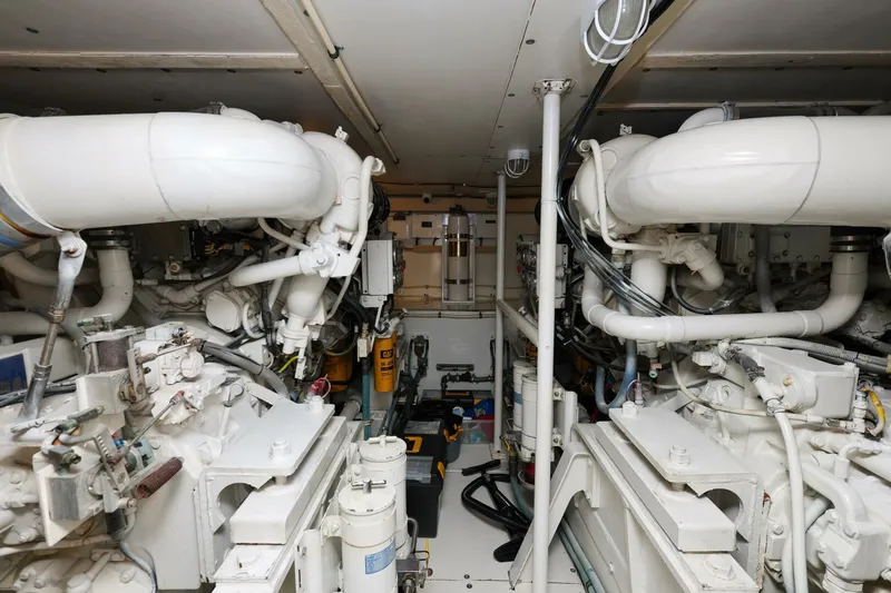 Slide: The Image of Bertram 54 Convertible 1997 - 5530651