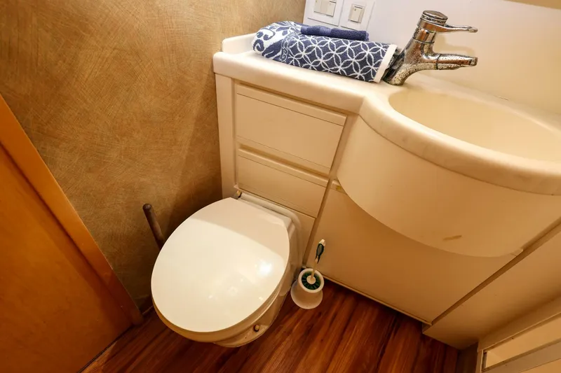 Slide: The Image of Bertram 54 Convertible 1997 - 5530680