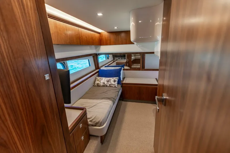 Slide: The Image of 2018 Riviera 4800 Sport Yacht- Runaway Island- Guest Stateroom - 5539033