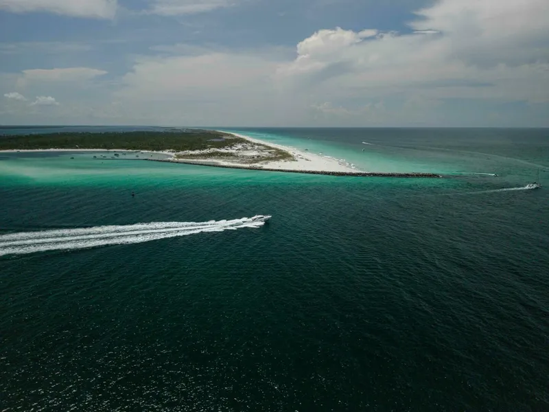 Slide: The Image of 2018 Riviera 4800 Sport Yacht- Runaway Island - 5539070