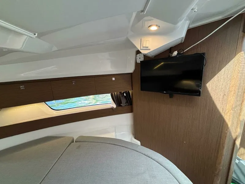 Slide: The Image of Jeanneau Knot Work'N - Cabin 2020 29 Jeanneau, Knot Work'N - 7654769