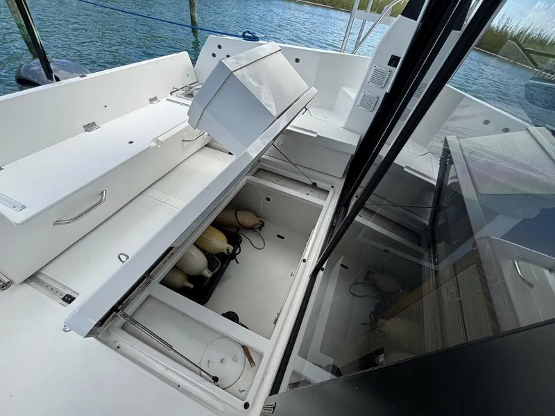 Slide: The Image of Jeanneau Knot Work'N - In Deck Storage 2020 29 Jeanneau, Knot Work'N - 5528947