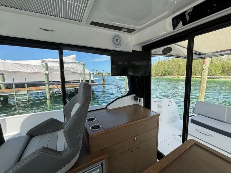 Slide: The Image of Jeanneau Knot Work'N - Cabin 2020 29 Jeanneau, Knot Work'N - 5528907