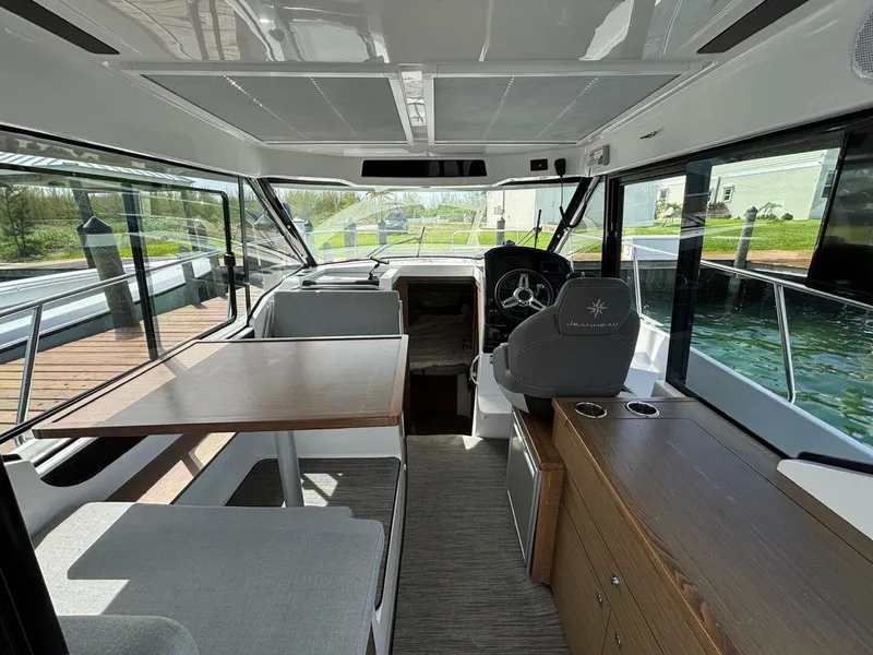 Slide: The Image of Jeanneau Knot Work'N - Cabin 2020 29 Jeanneau, Knot Work'N - 5528908