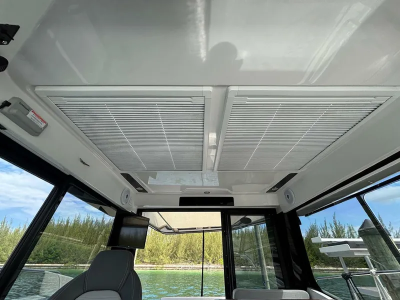 Slide: The Image of Jeanneau Knot Work'N - Cabin 2020 29 Jeanneau, Knot Work'N - 5528943