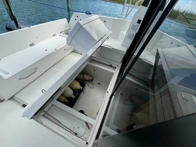 Slide: The Image of Jeanneau Knot Work'N - In Deck Storage 2020 29 Jeanneau, Knot Work'N - 7654779