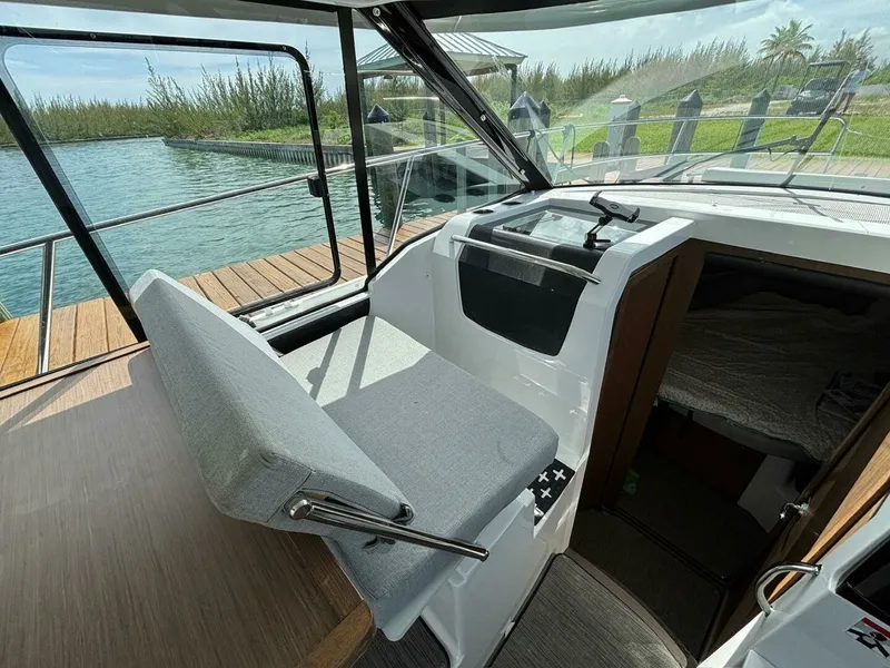 Slide: The Image of Jeanneau Knot Work'N - Helm 2020 29 Jeanneau, Knot Work'N - 7654766