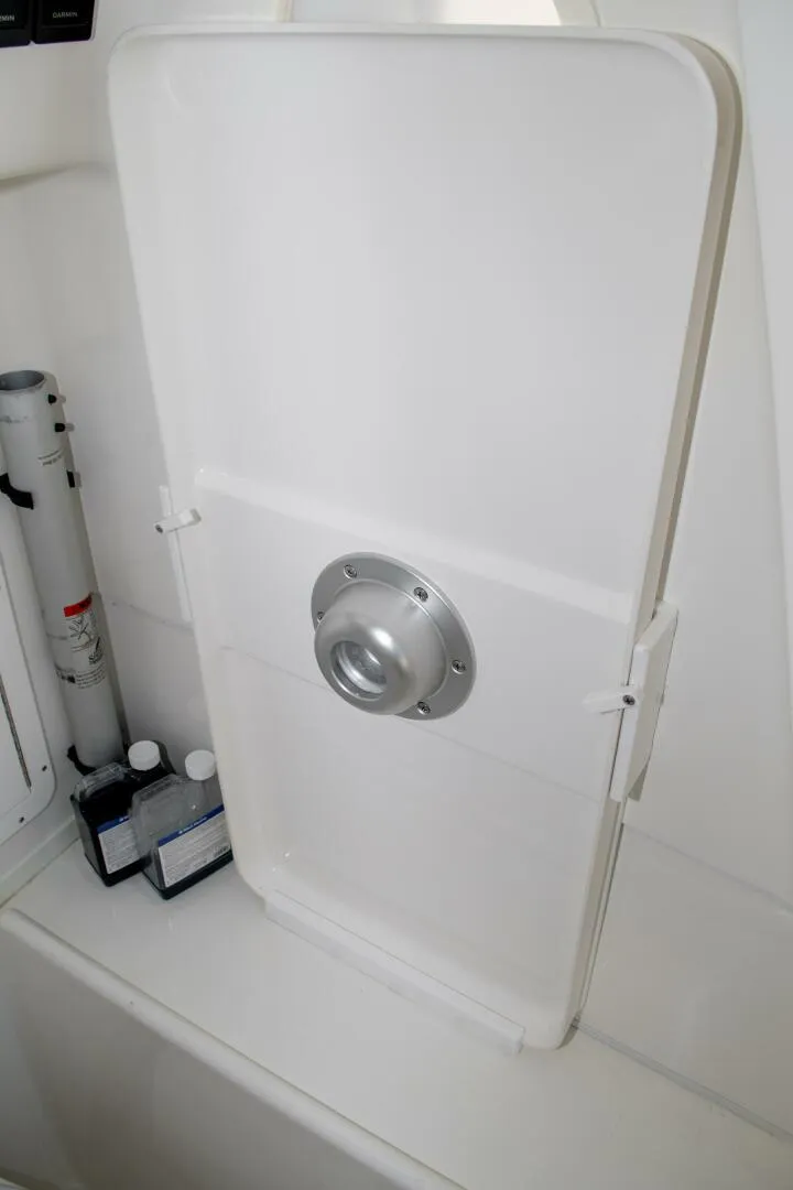 Slide: The Image of SeaVee 370Z 2021 - 5528800