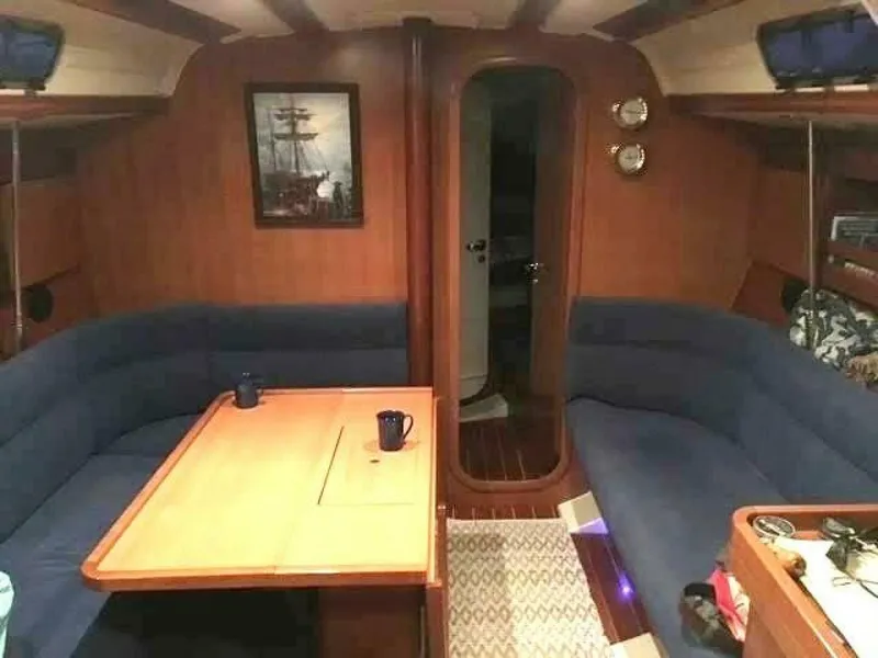 Slide: The Image of Dufour 40 2004 - 5541879