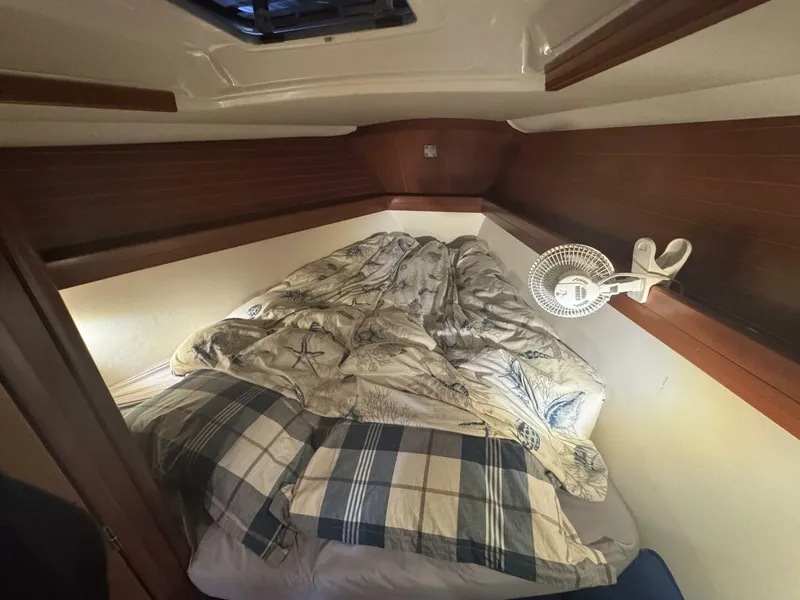 Slide: The Image of Dufour 40 2004 - 5541893