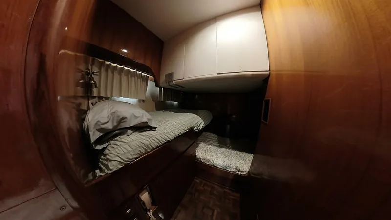 Slide: The Image of 50 ft Ocean Alexander - Guest Stateroom #2 - 5529479