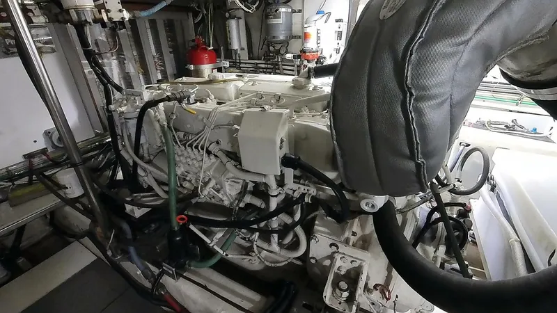 Slide: The Image of 50 ft Ocean Alexander - Engine Room - 5529492