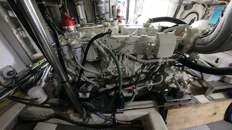 Slide: The Image of 50 ft Ocean Alexander - Engine Room - 5529493