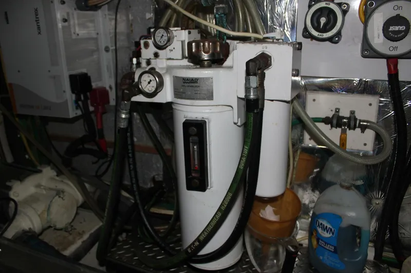 Slide: The Image of 50 ft Ocean Alexander - Naiad Stabilizer System - 5529453