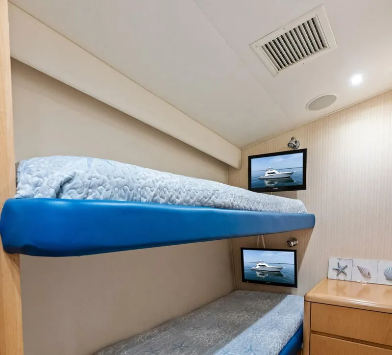 Slide: The Image of Hatteras 60 Convertible 1999 - 5532938