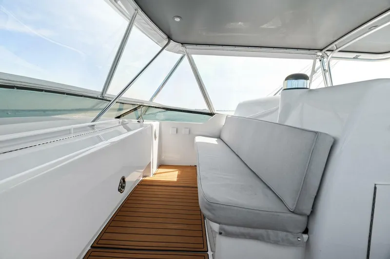 Slide: The Image of Hatteras 60 Convertible 1999 - 5532943