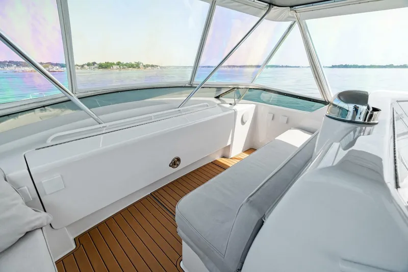 Slide: The Image of Hatteras 60 Convertible 1999 - 5532944