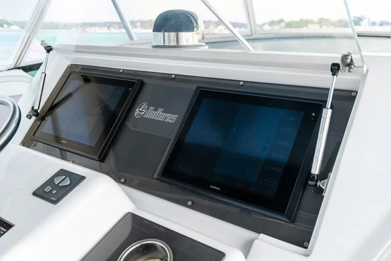 Slide: The Image of Hatteras 60 Convertible 1999 - 5532948