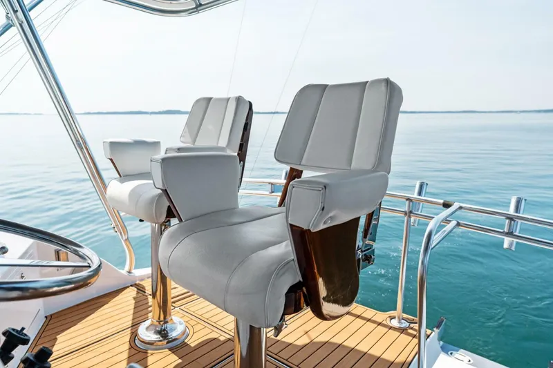 Slide: The Image of Hatteras 60 Convertible 1999 - 5532951