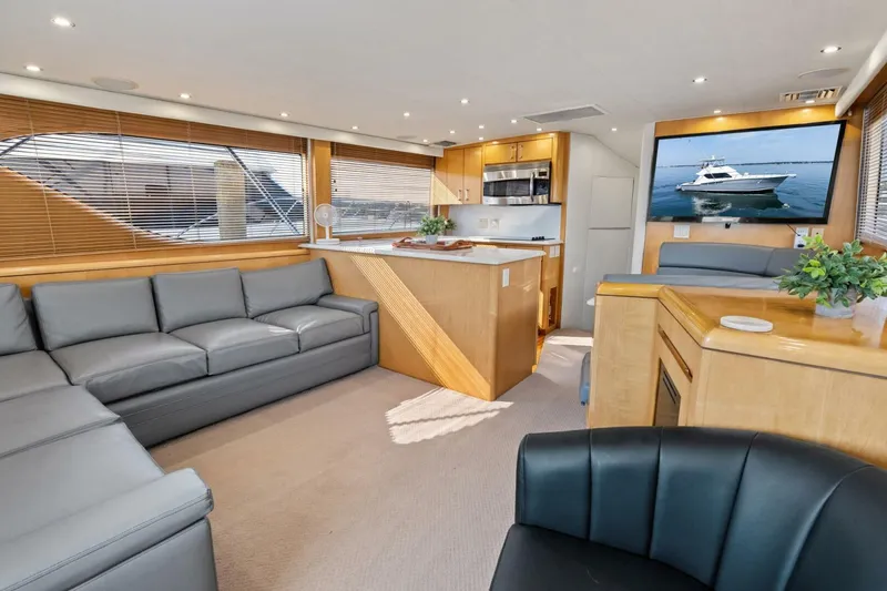 Slide: The Image of Hatteras 60 Convertible 1999 - 5532918