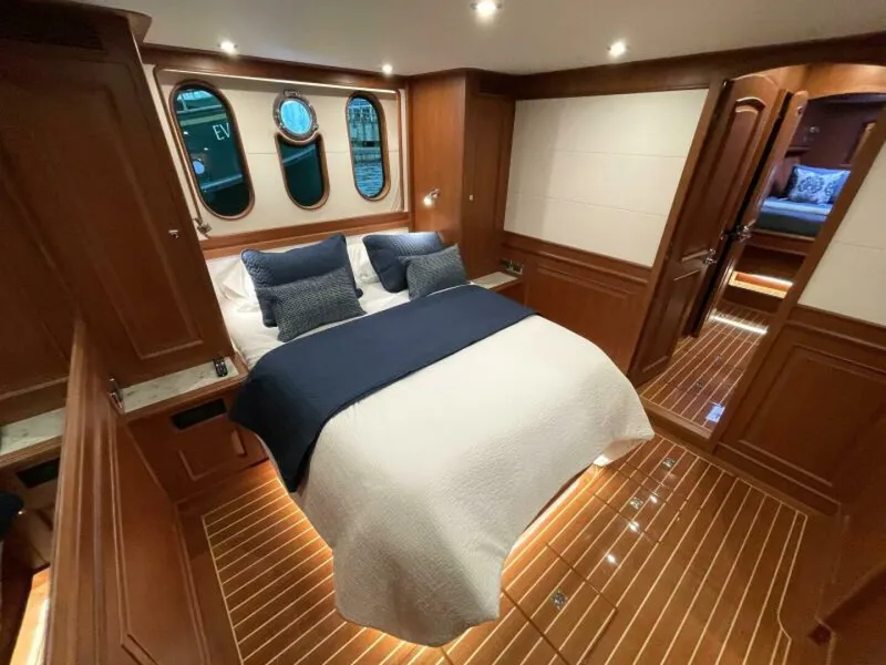 Slide: The Image of Northwest 55 2024 - 5529785