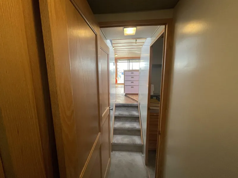 Slide: The Image of Tollycraft EY440 1988 - 5874308