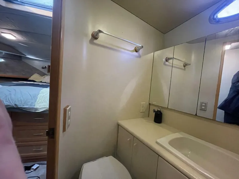 Slide: The Image of Tollycraft EY440 1988 - 5874305