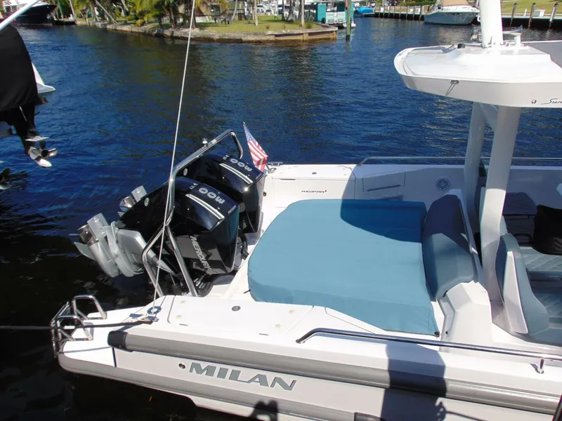 Slide: The Image of Axopar 37 Sun Top 2024 - 5544579