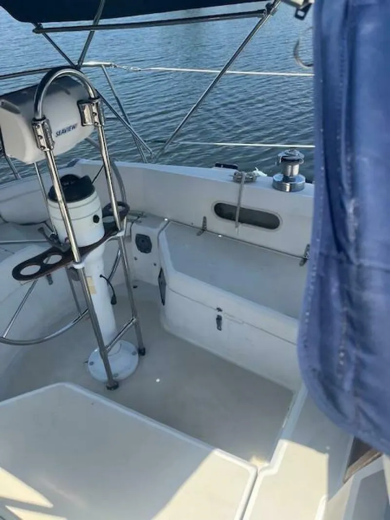 Slide: The Image of Sabre 30 1989 - 5530948