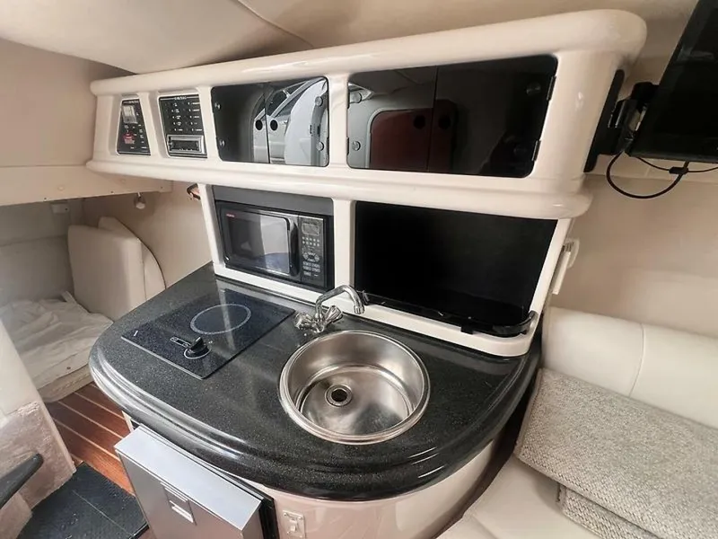 Slide: The Image of 0005302941 - 5531218