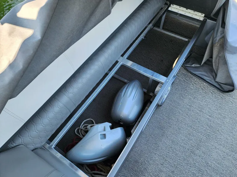 Slide: The Image of Avalon 25 2021 - 5531466