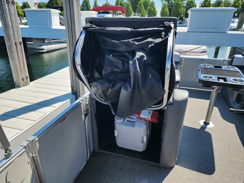 Slide: The Image of Avalon 25 2021 - 5531467