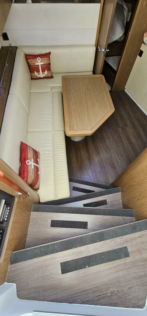 Slide: The Image of Beneteau 38 Gran Tourismo 2015 - 5531592