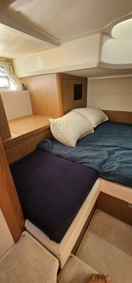 Slide: The Image of Beneteau 38 Gran Tourismo 2015 - 5531605