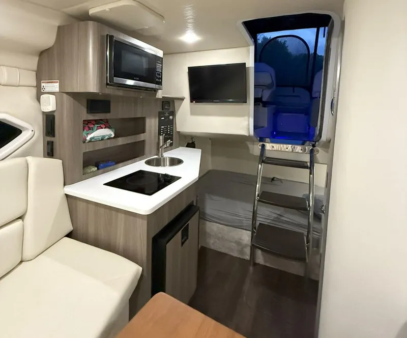 Slide: The Image of Regal 26 XO 2022 - 5531569