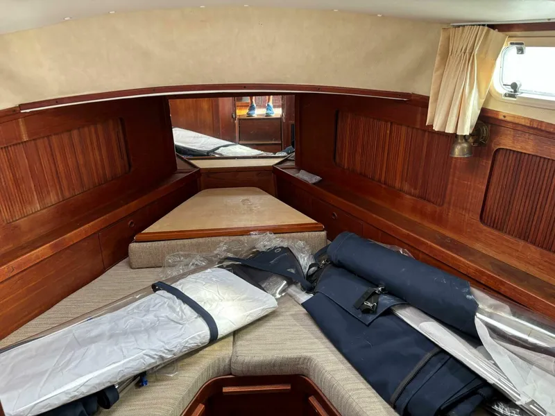Slide: The Image of Sabreline 36 Fast Trawler 1989 - 5531668