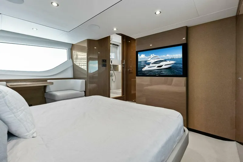 Slide: The Image of Princess F55 2022 - 5577308