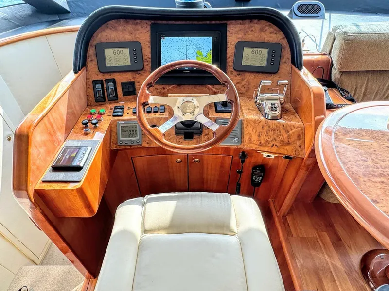 Slide: The Image of Neptunus 62 Flybridge 2005 - 5531720