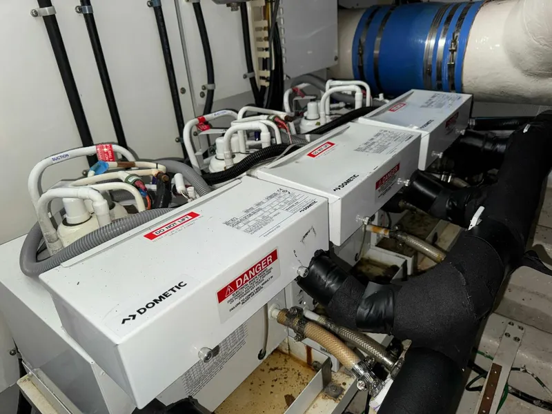 Slide: The Image of Neptunus 62 Flybridge 2005 - 5531736