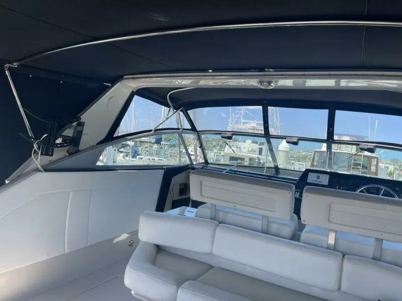 Slide: The Image of Sea Ray 460 Express Cruiser 1985 - 5532009