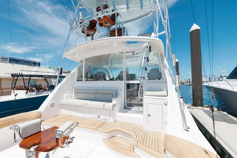 Slide: The Image of 2018 Hatteras GT45X Flybridge - 5532160