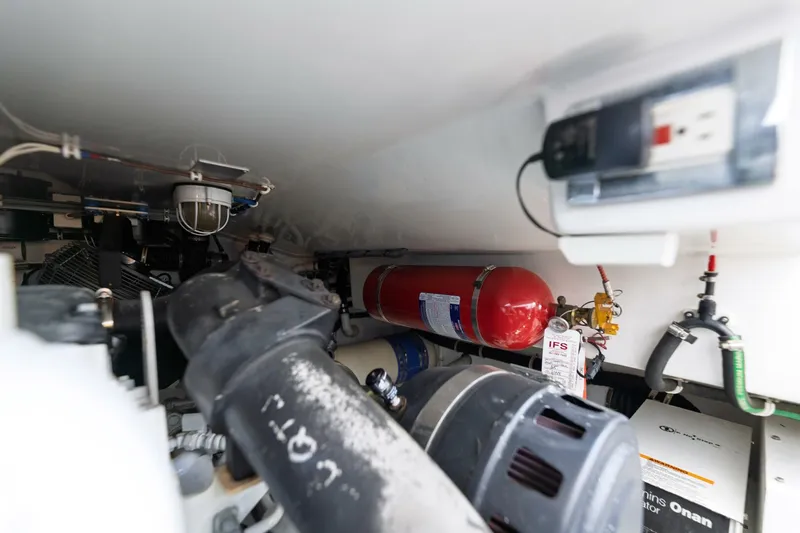 Slide: The Image of 2018 Hatteras GT45X Flybridge - 5532329