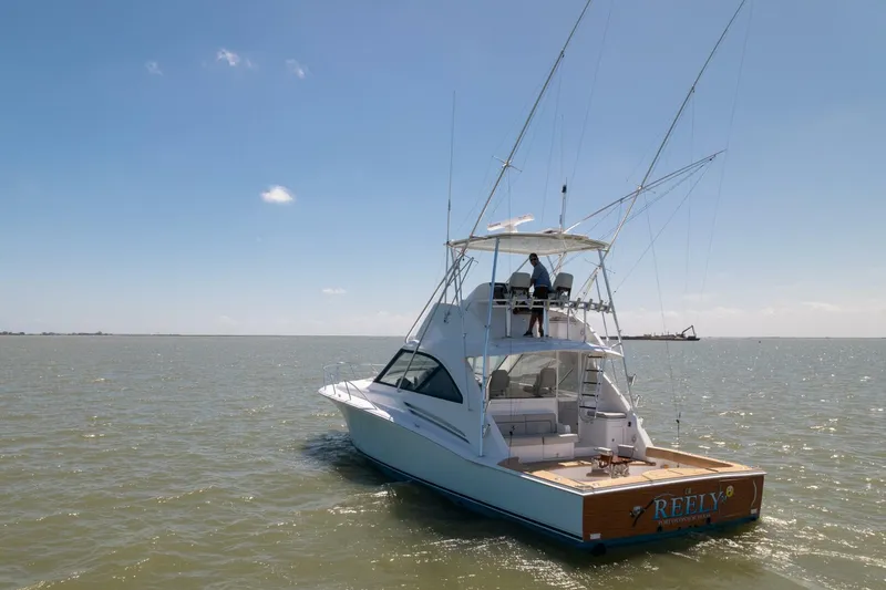 Slide: The Image of 2018 Hatteras GT45X Flybridge - 5532335