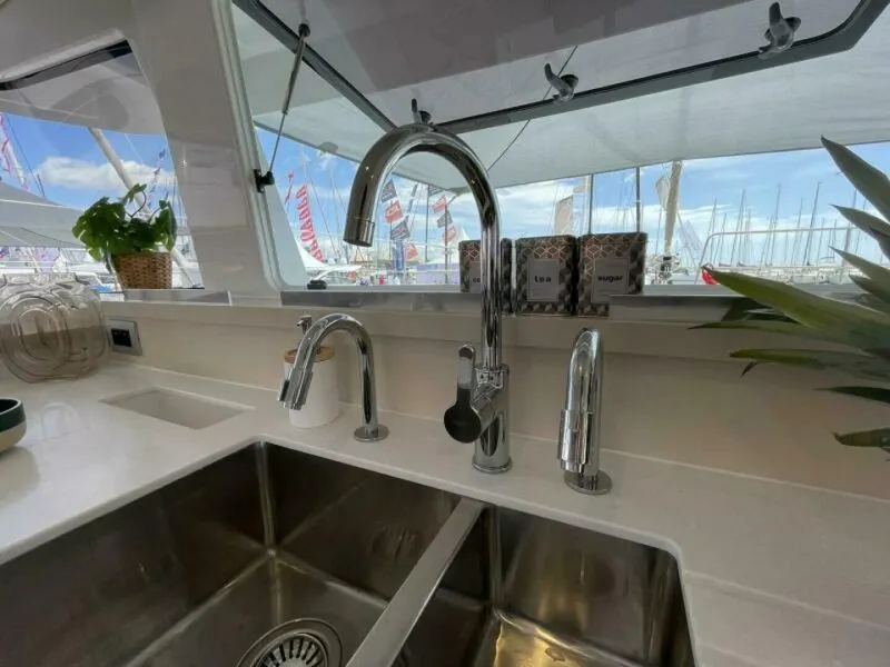 Slide: The Image of Bali 4.4 Galley Sink - 5532213