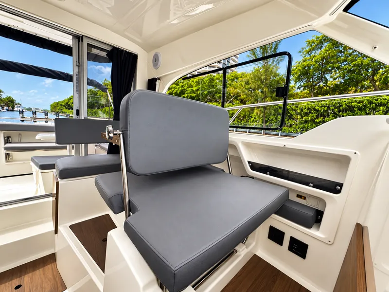 Slide: The Image of Beneteau Antares 8 V2 2024 - 25