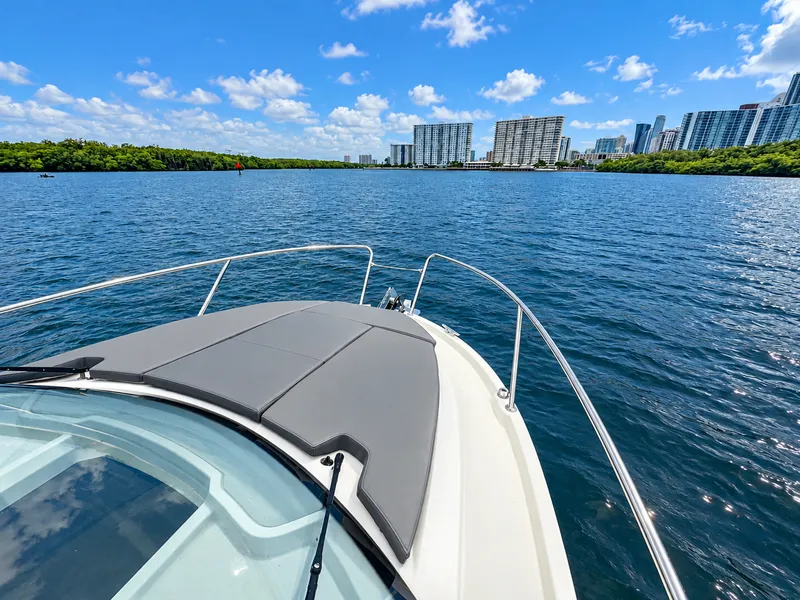 Slide: The Image of Beneteau Antares 8 V2 2024 - 31