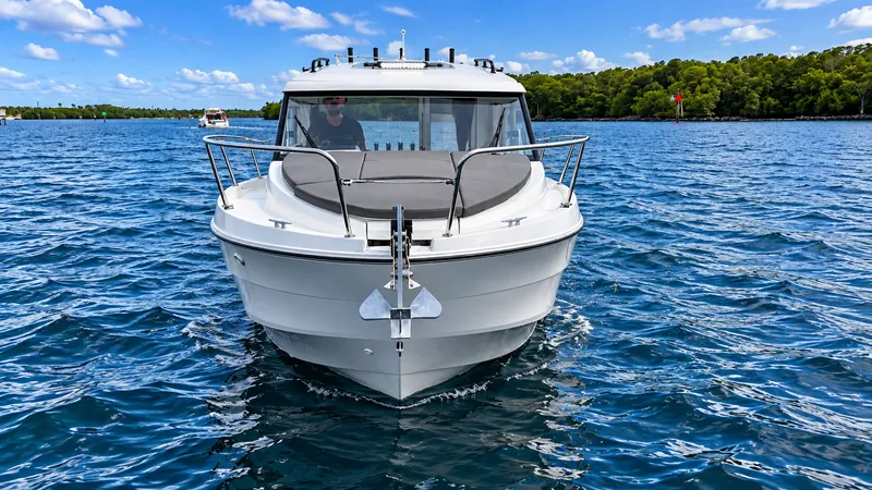 Slide: The Image of Beneteau Antares 8 V2 2024 - 12